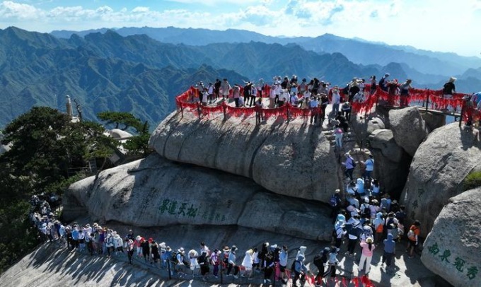 Cina: turismo sul monte Huashan
