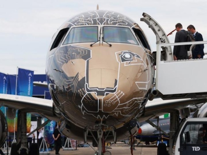 SALONE INTERNAZIONALE DELL’AERONAUTICA DI PARIGI IN CORSO IN FRANCIA