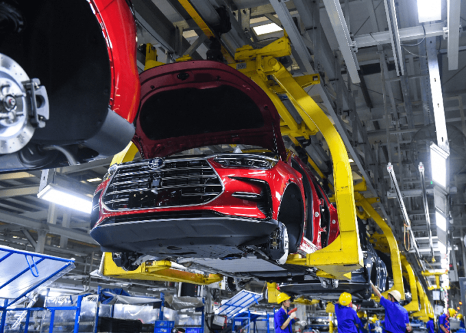 Cina: estenderà politica fiscale di acquisto preferenziale per NEV