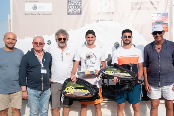 BEACH TENNIS: TERRACINA, VINCONO I FRATELLI SCARICA