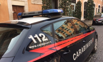FORMIA: ORDIGNO ESPLODE DINANZI ATTIVITÀ COMMERCIALE