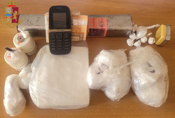 ROMA: SPACCIO DI DROGA, CINQUE ARRESTI