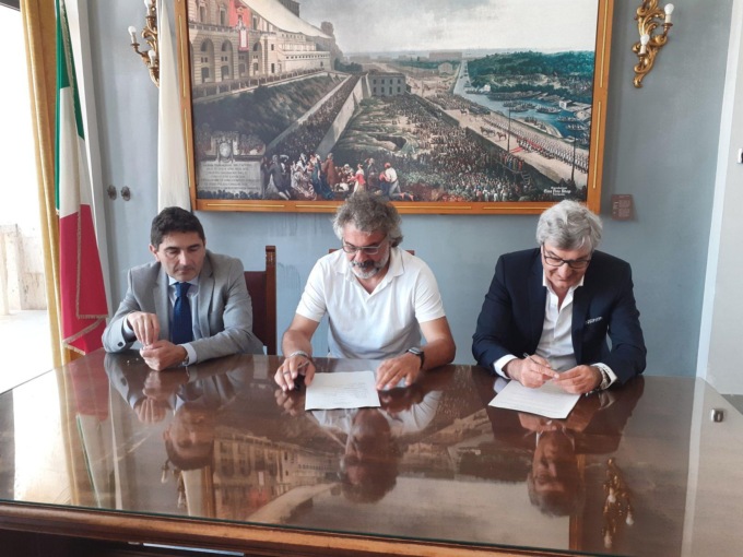 TERRACINA: PASSAGGIO DI CONSEGNE TRA IL COMMISSARIO E IL SINDACO