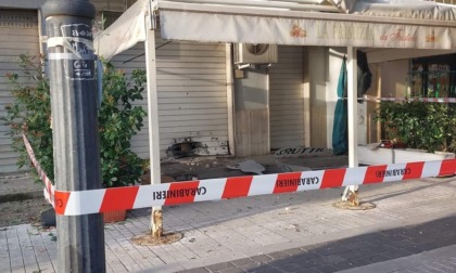 FORMIA: ESPLODE UN ORDIGNO DAVANI AD UNA FRUTTERIA