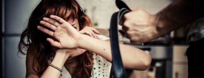 ROMA: VIOLENZE DAVANTI IL FIGLIO