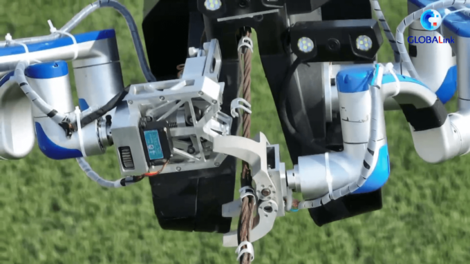 Cina: robot riparano impianti elettrici nello Shaanxi