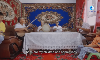 Cina: erede di melodie popolari nello Xinjiang