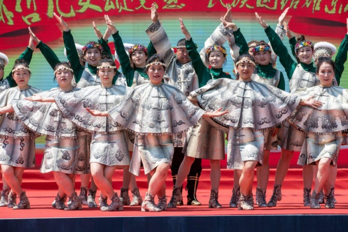 Cina: Fuyuan ospita Wurigong Festival di etnia Hezhe (1)