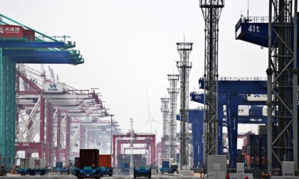Cina: commercio estero in aumento del 2,1% a gennaio-giugno