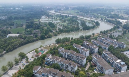 Cina: prezzi abitazioni in leggero calo a giugno