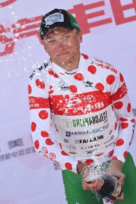CINA: CICLISMO, OTTAVA TAPPA DEL TOUR DEL LAGO QINGHAI