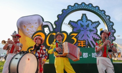 Cina: apertura Festival della birra di Harbin (2)