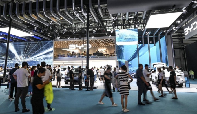 Cina: presenta misure incentivanti per stimolare consumi