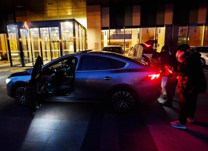 Cina: contava 318 imprese online di trasporto a chiamata a fine giugno