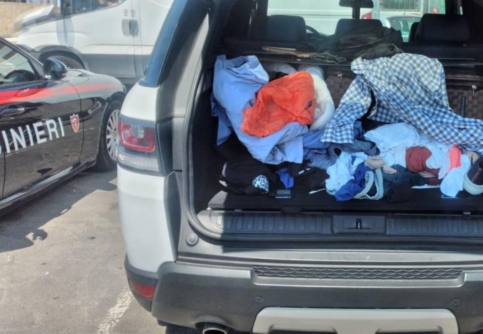 ROMA: CON LA MARIJUANA IN AUTO, ARRESTATI