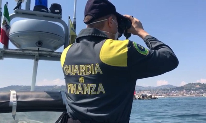 REGIONE: CONTROLLI IN MARE, MULTE E SEQUESTRI