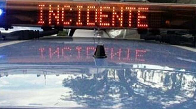 APRILIA: INCIDENTE, TRAFFICO DEVIATO SULLA PONTINA