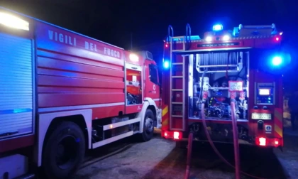 ROMA: FUMO E FIAMME SUL BUS, PAURA NELLA NOTTE