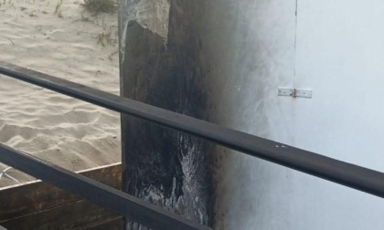 SABAUDIA: AVVERTIMENTO DI FUOCO SUL LUNGOMARE