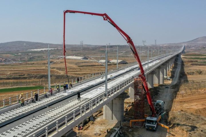 Cina: investimenti ferroviari in crescita nel primo semestre