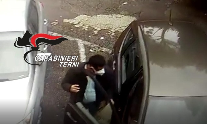 ROMA: SCOPERATA BANDA DI LADRI IN TRASFERTA