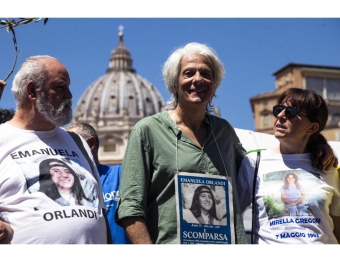 ROMA: SQUARCIATE LE GOMME DELL’AUTO DI PIETRO ORLANDI
