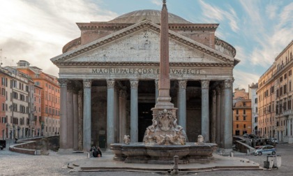 ROMA: TURISTI IN FILA AL PANTHEON, L'APPELLO