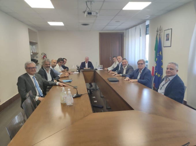 TERRACINA/CISTERNA: PONTE SISTO E VIA NINFINA, TAVOLO IN PREFETTURA