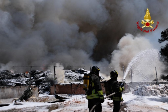 CIAMPINO: INCENDIO DI RIFIUTI, L’INCHIESTA