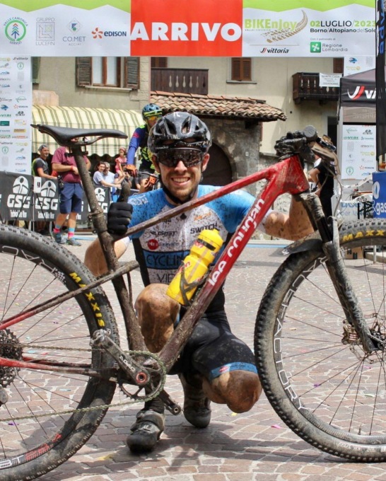 CICLISMO: MEDAGLIE PER IL CYCLING CAFE’ RACING TEAM