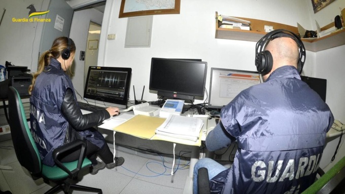 LATINA: AFFITTI FALSI PER I PERMESSI DI SOGGIORNO