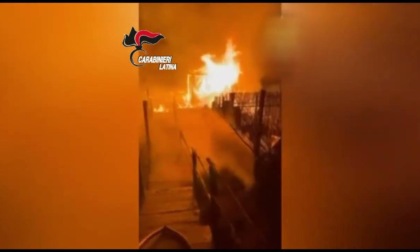 SABAUDIA: STABILIMENTO BALNEARE INCENDIATO, 4 ARRESTI