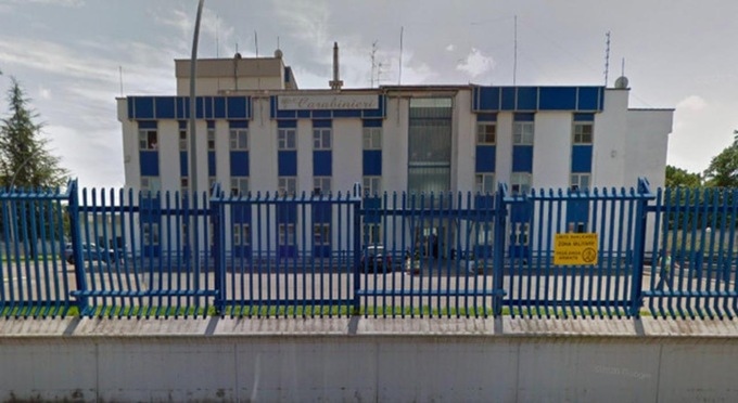 VITERBO: ACCOLTELLATO MENTRE DIFENDE LA FIDANZATA