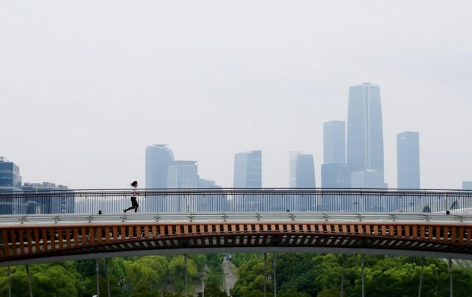 Cina: H1, Pudong a Shanghai registra aumento commercio estero