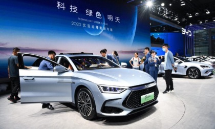 Cina: cinquemilionesimo NEV di BYD esce da linea di produzione