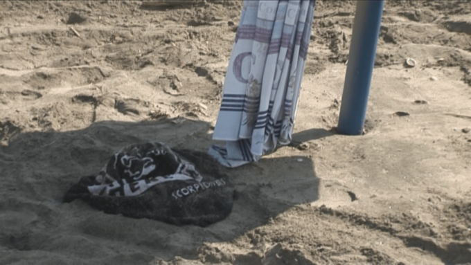 LATINA: MUORE IN SPIAGGIA PER SALVARE TRE BAMBINE