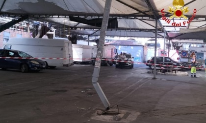 CIVITAVECCHIA: DANNEGGIATA LA TENSOSTRUTTURA DEL MERCATO