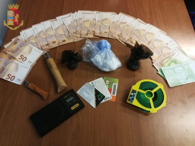 ROMA: DROGA, BLITZ NEI QUARTIERI DELLA CITTA’