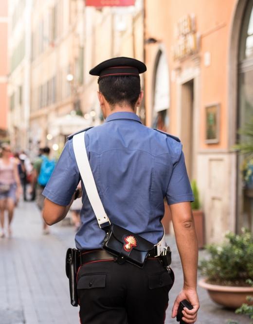 ROMA: CONTROLLI DEI CARABINIERI, TREDICI ARRESTI