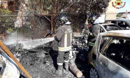 MARINO: INCENDIO IN UN AUTOSALONE, DISTRUTTE 10 VETTURE