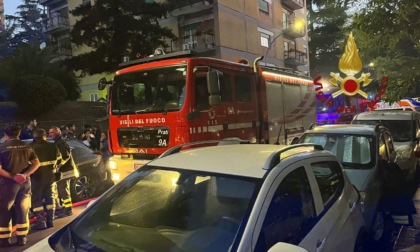 ROMA: ESPLODE CAMPER, PALAZZO IN FIAMME