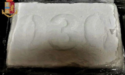 FIUMICINO: SEQUESTRATI 85 CHILI DI COCAINA