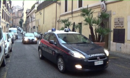 ROMA: VIOLENTA UNA GIOVANE DOPO AVERLA DROGATA E LA FILMA, ARRESTATO
