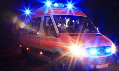 CERVETERI: FINISCE CONTRO UN ALBERO, MORTO UN UOMO