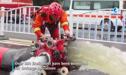Cina: continuano operazioni di soccorso, salvataggio in zone alluvionate