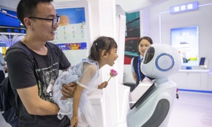 Cina: commercio di servizi aumentato di 8,1% a gennaio-luglio
