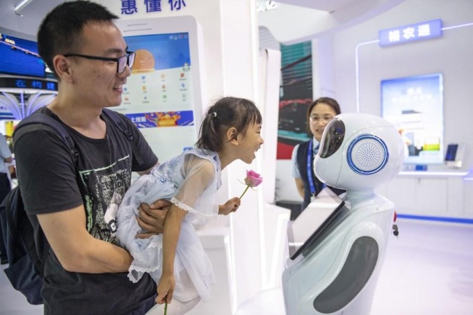 Cina: commercio di servizi aumentato di 8,1% a gennaio-luglio