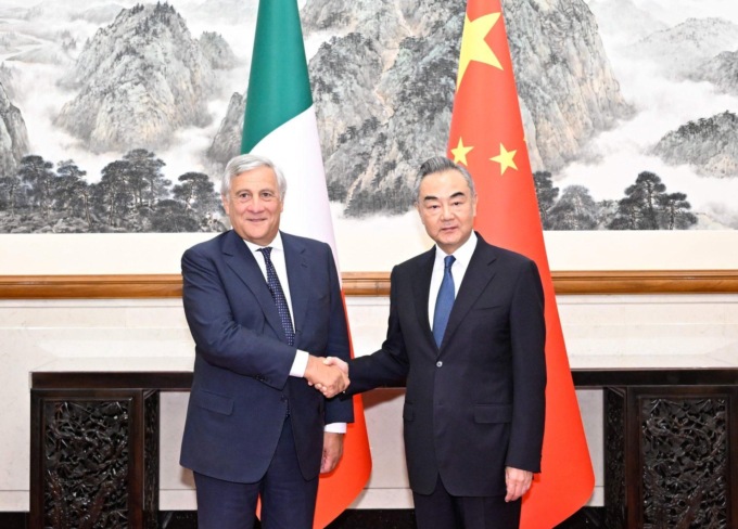 Cina-Italia: colloqui tra ministri Esteri Wang Yi e Tajani