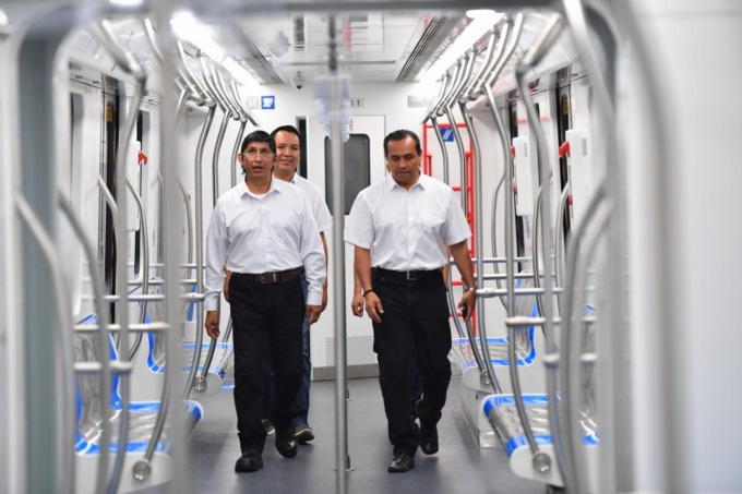 CINA-MESSICO: PRESENTATO TRENO PER METROPOLITANA LEGGERA (1)