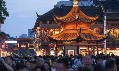 Cina: vendite al dettaglio aumentano ad agosto